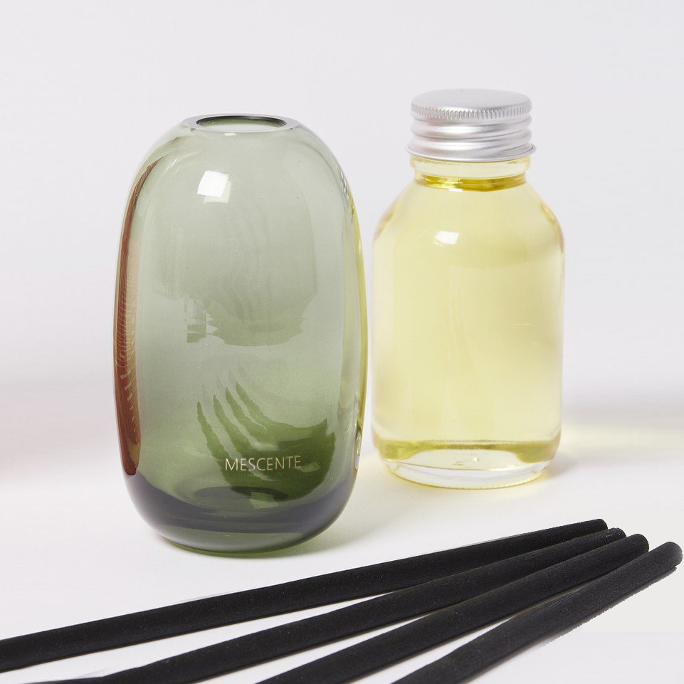 Luxury 100ml 200ml 500ml เพชรรอบขวด Loris Sola สมุนไพร Amber Eyfel น้ำหอม Reed Diffuser น้ำมัน