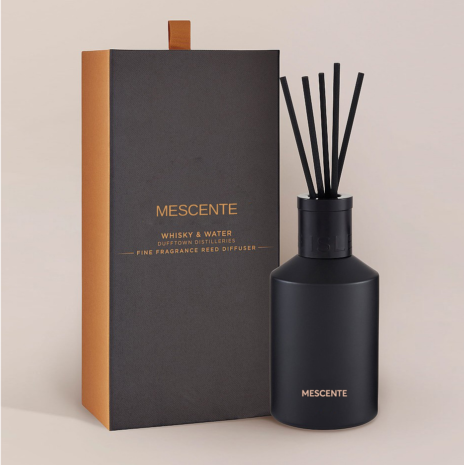 ตัด Oem พิมพ์กล่อง 20ml สแควร์เซรามิค Vranjes ไม้ Cap House น้ำหอม Aroma Reed Diffuser Oil
