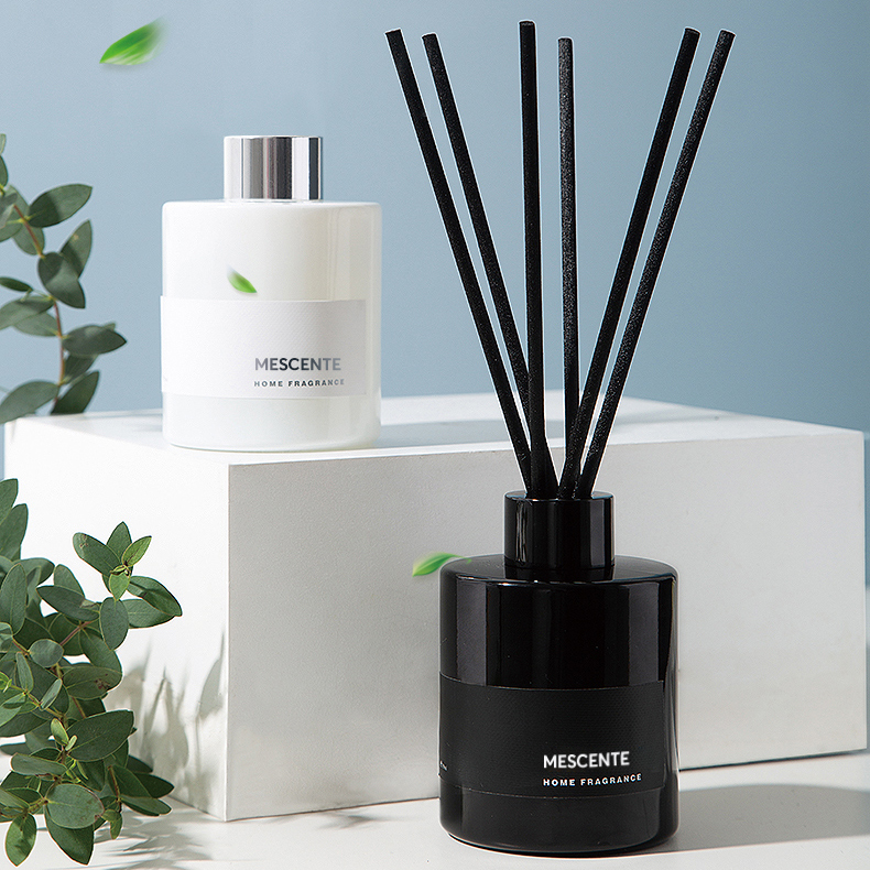 M&Scent นำเสนอฉลากฉลากส่วนตัวดอกไม้ตกแต่งแท่งกระจายไฟเบอร์พร้อมจุก
