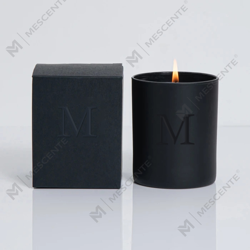M&Scent ขายส่งขวดโหลสีดำหรูหราที่ไม่ซ้ำใครงานแต่งงานเทียนหอมถั่วเหลืองตกแต่งด้วยคริสตัล