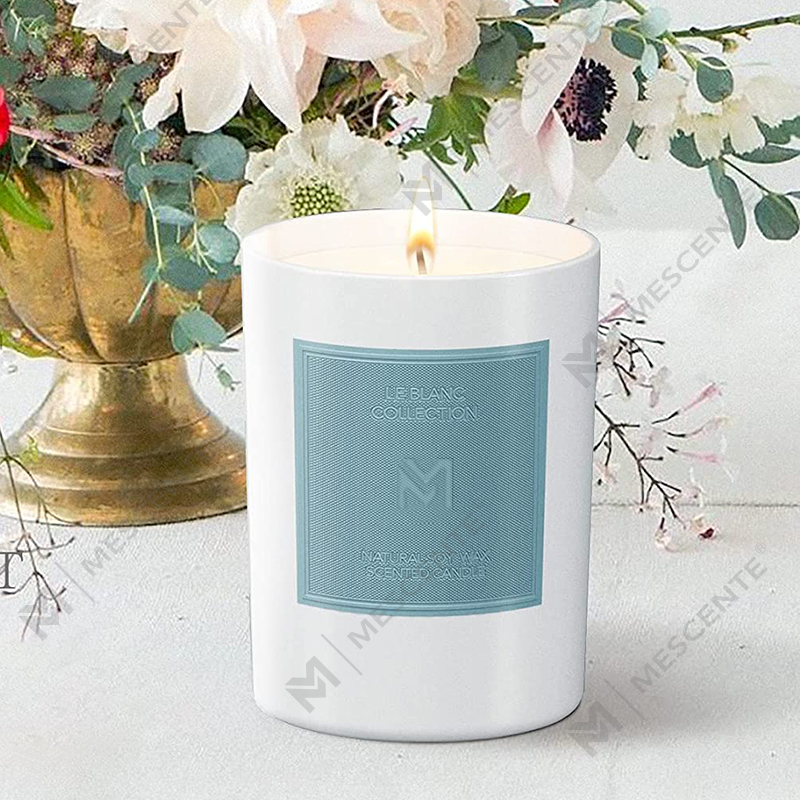 M&Scent ขายส่งขวดแก้วสีดำหรูหราแบบกำหนดเองชุดเทียนขี้ผึ้งถั่วเหลืองอโรมาคริสต์มาส