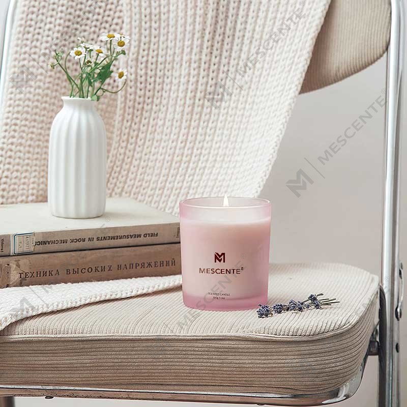 M&Scent ขายส่งที่กำหนดเองหรูหราที่ขายดีที่สุดฉลากส่วนตัวไส้ตะเกียงลาเวนเดอร์เทียนหอมขี้ผึ้งถั่วเหลือง