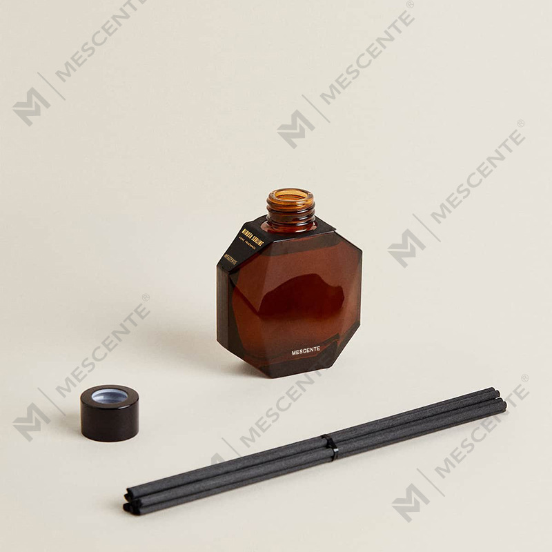 M&Scent ขายส่งหรูหรามินิขวดน้ำมันหอมระเหยกกกระจายน้ำมันพร้อมกล่องของขวัญ