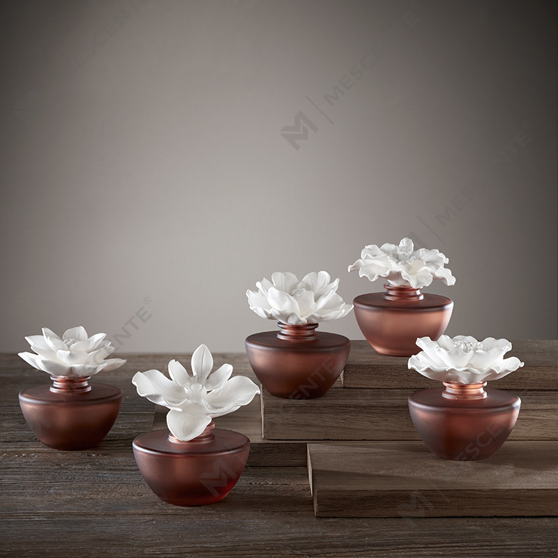 White Flower Mini Perfume Aroma Reed Diffuser Oil กลิ่นหอม Thailand Reed Diffusers Gift Set