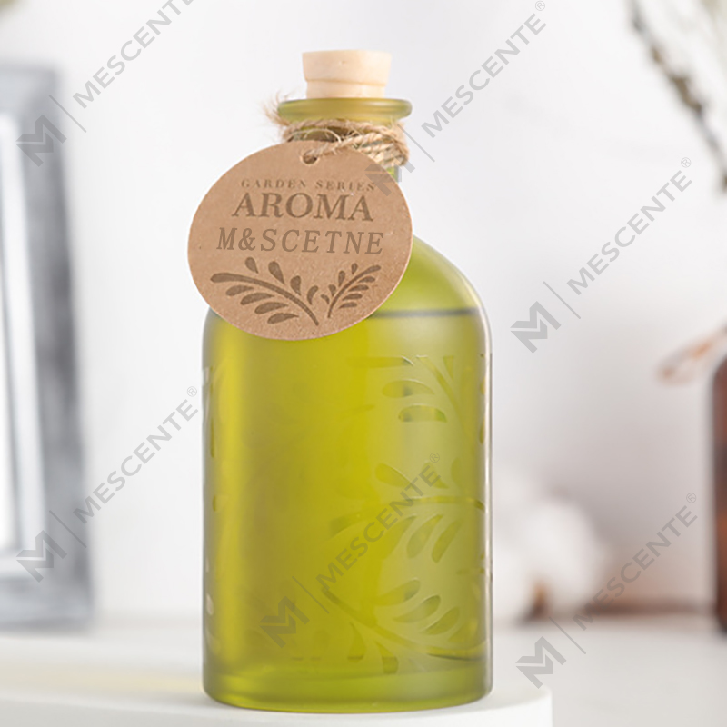 M&Scent ขวดแก้วฉลากส่วนตัวแบบกำหนดเองหรูหราดอกไม้ขวดกระจายกกของเหลวพร้อมกล่องของขวัญ