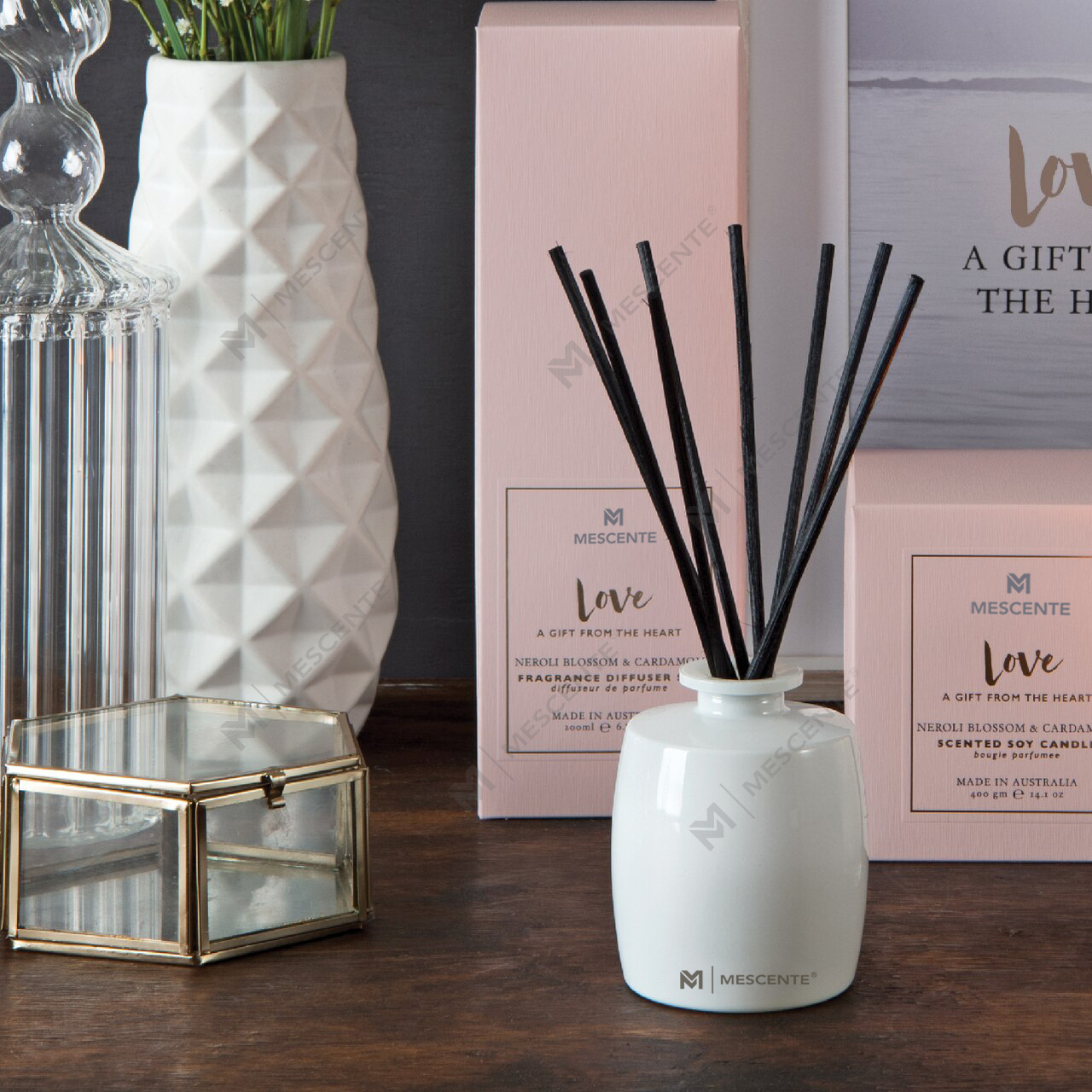 M&Scent ขวดแก้วขนาดใหญ่ Home Essentials ชุดของขวัญไม้หอมกระจายกลิ่น Aroma Reed พร้อมก้านหวาย