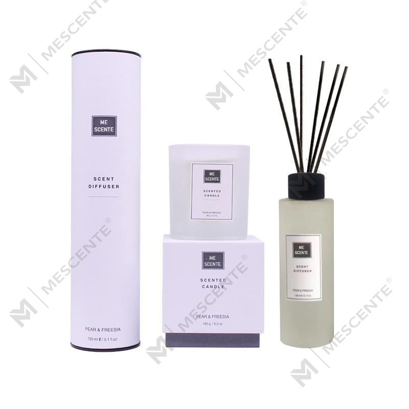 ชุดของขวัญน้ำหอมกระจายกลิ่นบ้านขนาด 150 มล. พร้อมเทียนหอม A99189