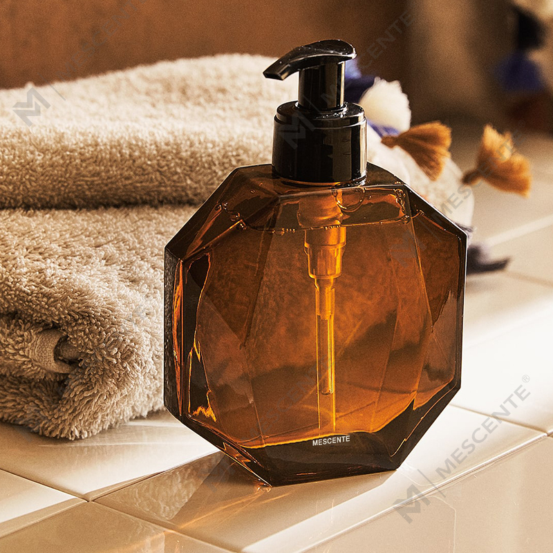 สเปรย์สำหรับห้องน้ำมันหอมระเหยฉลากส่วนตัวพร้อมกล่อง M&scent Custom Luxury Room & Linen Air Fresheners ขวดแก้ว, ของเหลวกล่องสี