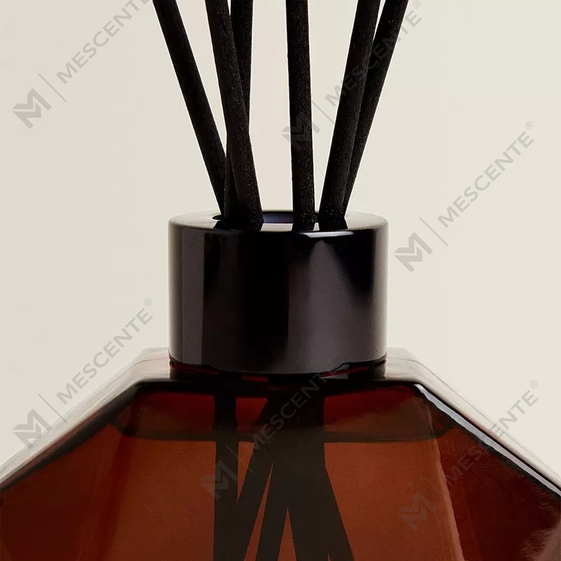M&Scent ฉลากส่วนตัวหรูหราแบบกำหนดเอง 200 มล. 500 มล. ไม้กระจายกลิ่นหอมพร้อมกล่อง