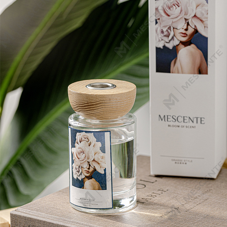 M&Scent ขายส่งขวดแก้วฉลากส่วนตัวชุดไม้กระจายกลิ่นกกพร้อมจุก