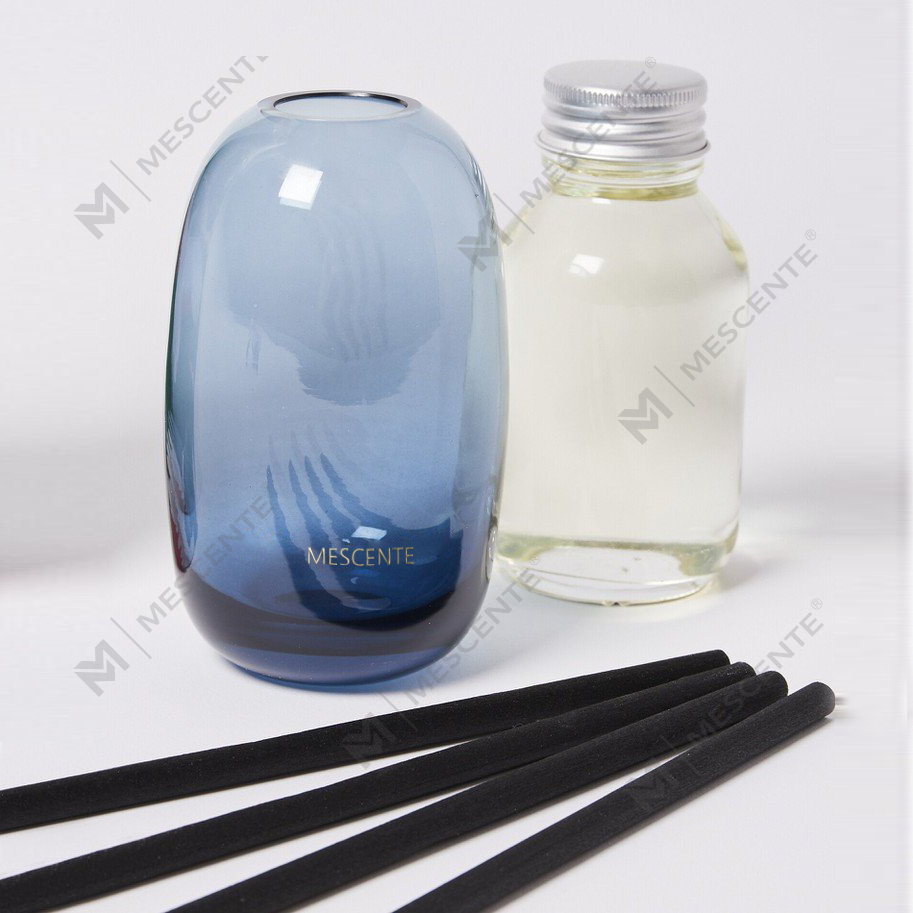 Luxury 100ml 200ml 500ml เพชรรอบขวด Loris Sola ดอกไม้ Amber คริสตัล Eyfel น้ำหอม Reed Diffuser น้ำมัน