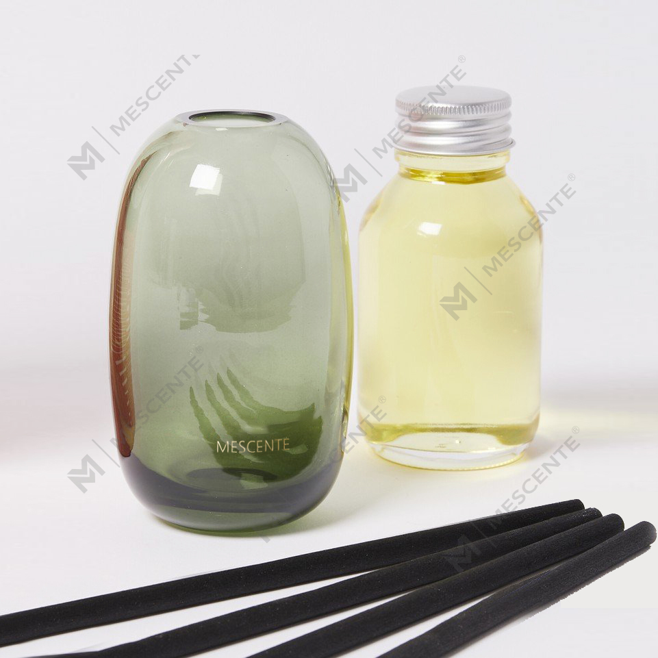 Luxury 100ml 200ml 500ml เพชรรอบขวด Loris Sola ดอกไม้ Amber คริสตัล Eyfel น้ำหอม Reed Diffuser น้ำมัน