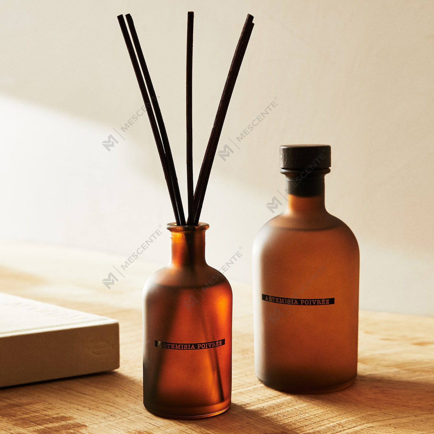 หรูหราขนาดใหญ่สีดำ Frosted ขวด 50ml 300ml ดอกไม้แห้ง AROMA Essential Oil Reed Diffuser น้ำมันชุดจำนวนมาก